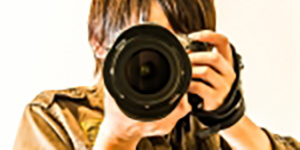 現地で写真撮影のイメージ